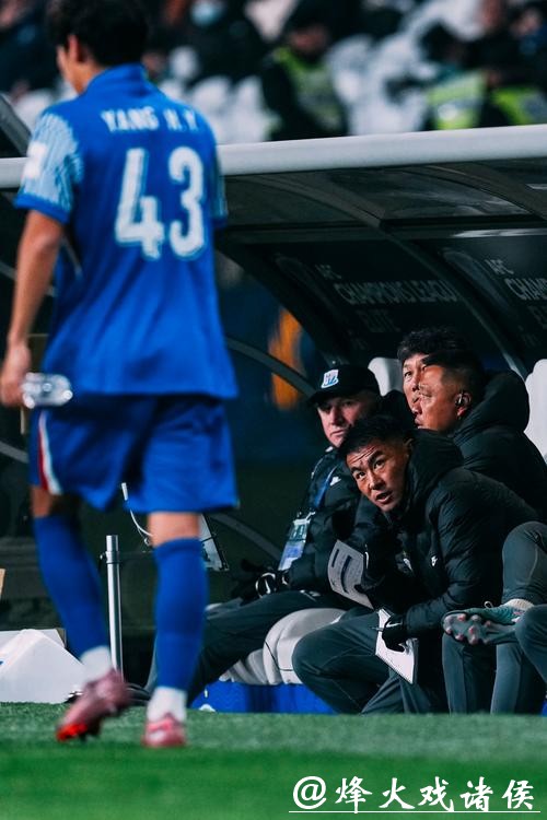 铭记场面 | 申花新援首次亮相,亚冠赛场不敌町田泽维亚 铭记场面 | 申花新援首次亮相,亚冠赛场不敌町田泽维亚